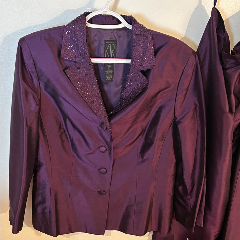 Elegant Purple Beaded Collar Jacket & skirt